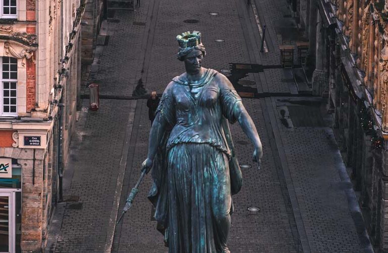 déesse de lille : quand la statue devait se trouver sur les champs élysées