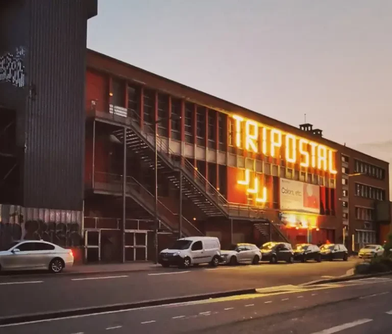 Le Tripostal