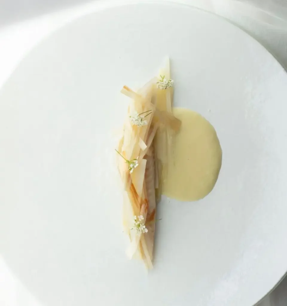 Arborescence : l'étoilé gastronomique à croix