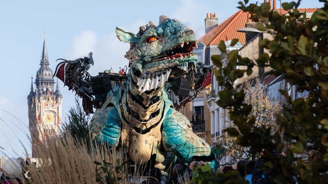 photo dragon spectacle 1 moyenne