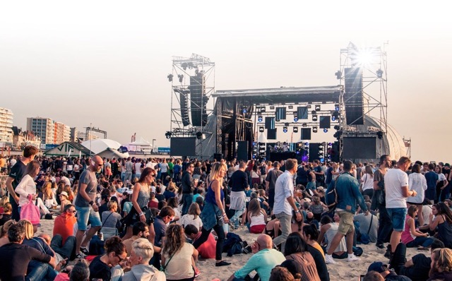 touquet music beach festival on the beach moyenne