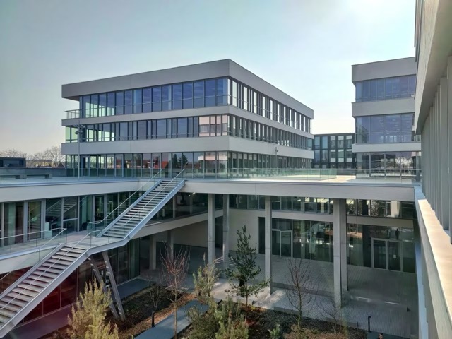 Le Campus Cyber Hauts-de-France Lille Métropole, c'est la spécialisation dédié à la cybersécurité d'Euratechnologie.