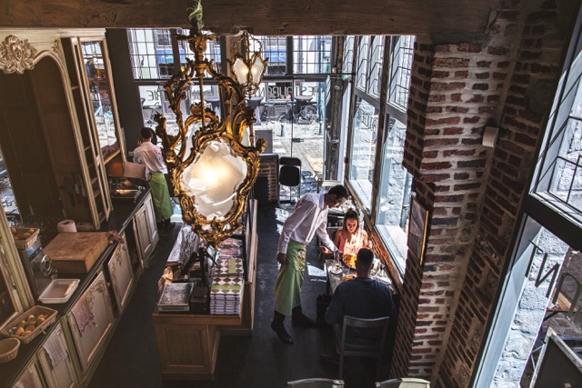 Estaminet, le Barbier qui fume à Lille