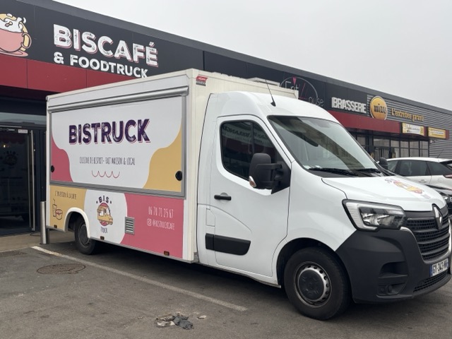 photo camion parking 2 moyenne