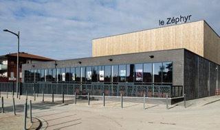 salle zephyr facade petite