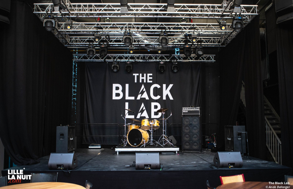 the black lab 4