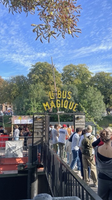 © Le Bus Magique