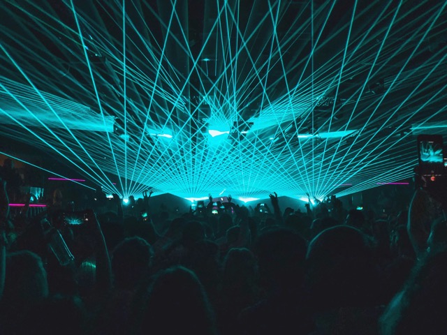 spectacle laser