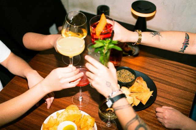 soirée bar amis