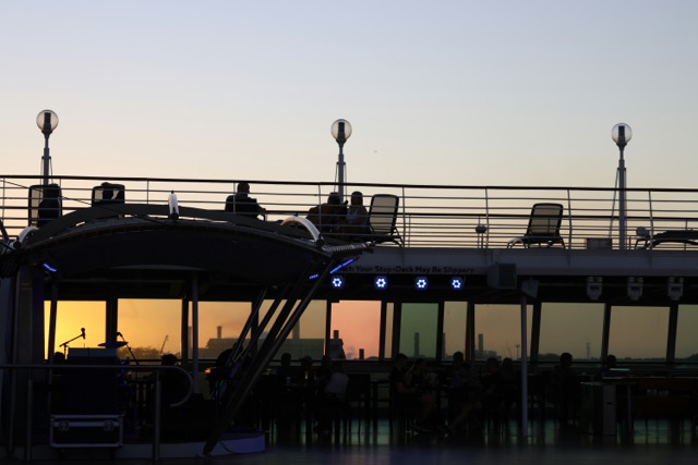 concert eau bateau quai