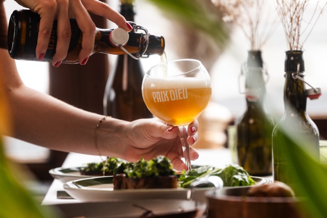 brasserie caulier i les tables houblonnes 10 moyenne